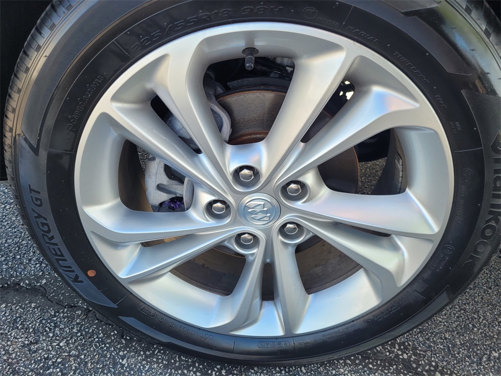 Vehicle image 11 of 35