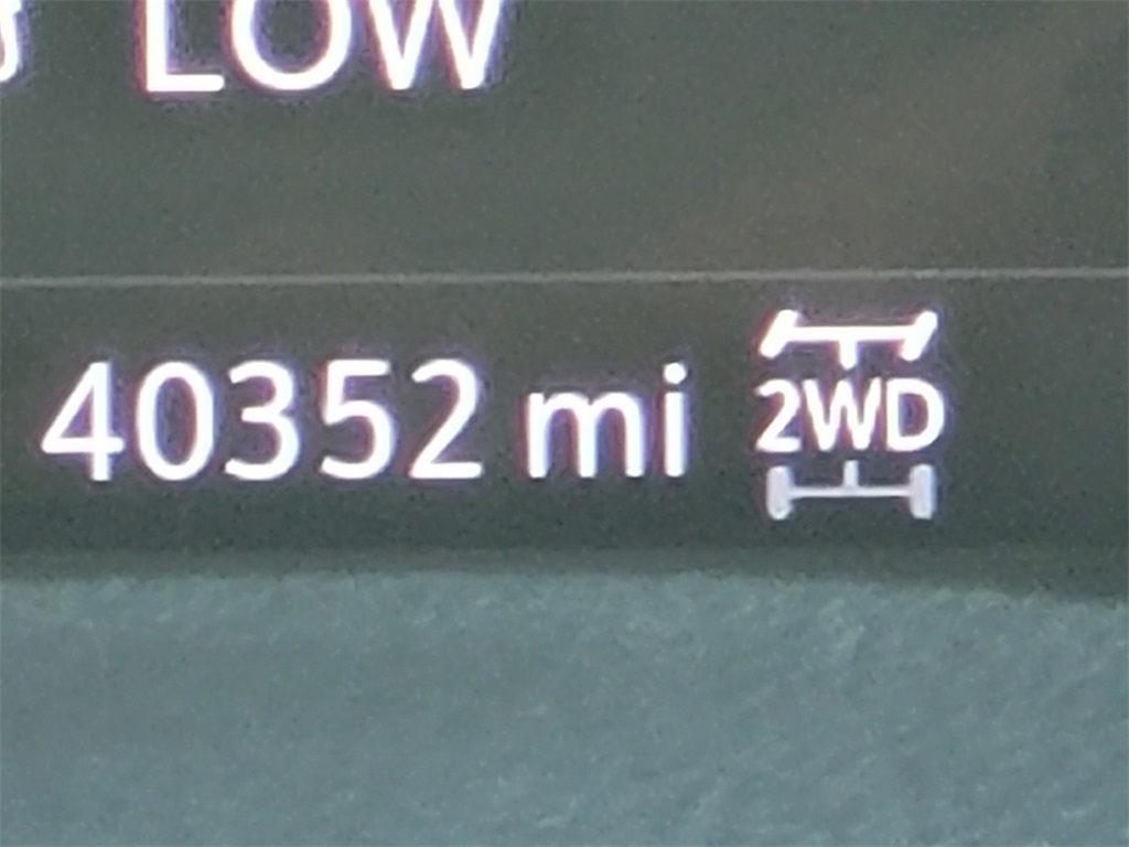 Vehicle image 24 of 35