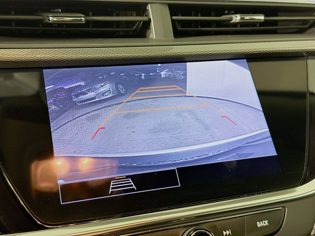 Vehicle image 15 of 34