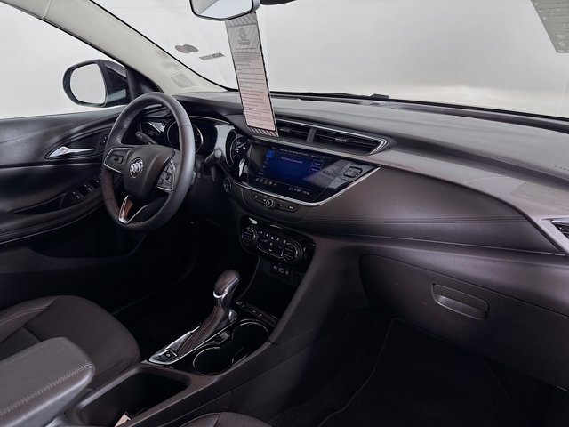 Vehicle image 32 of 34