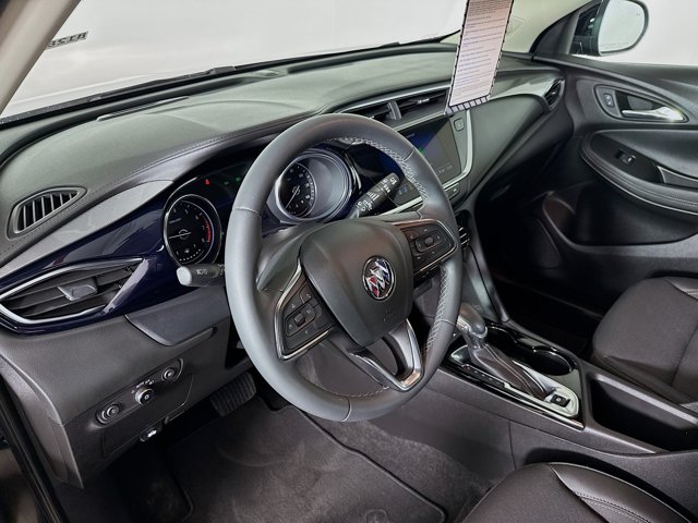 Vehicle image 10 of 34