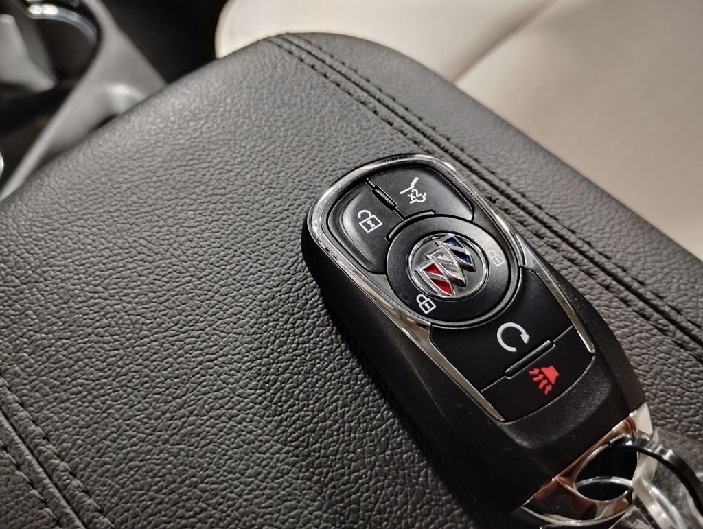Vehicle image 23 of 39