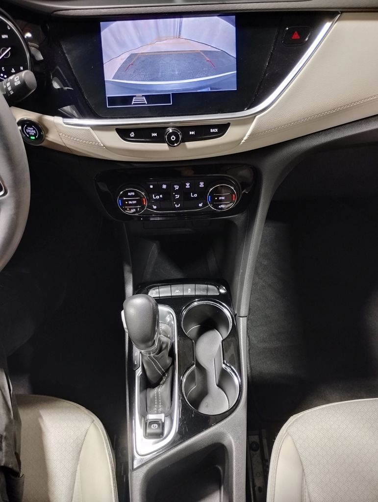 Vehicle image 33 of 39