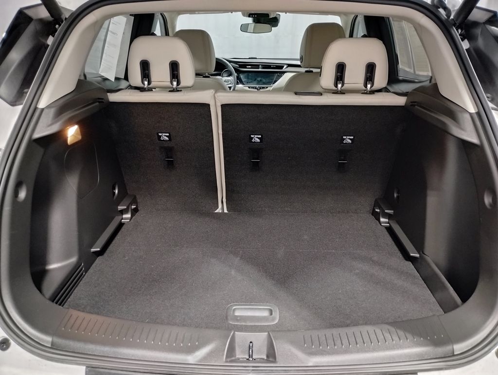 Vehicle image 12 of 39