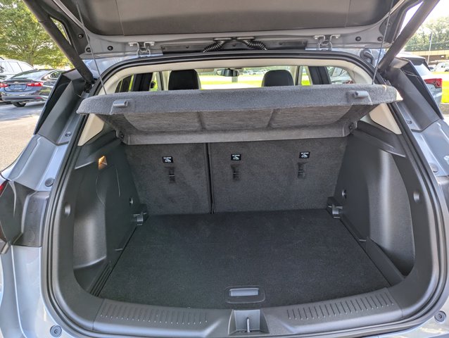 Vehicle image 11 of 26
