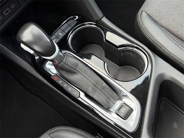 Vehicle image 22 of 36
