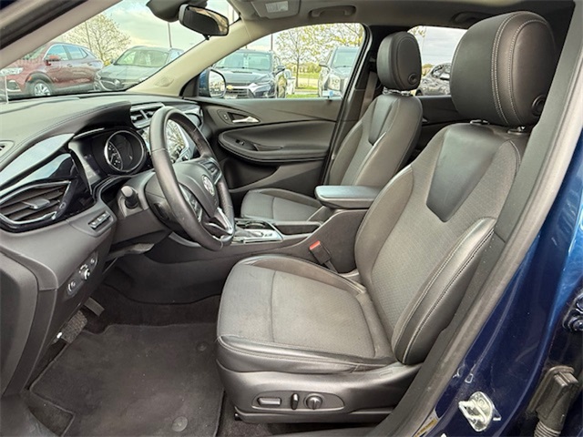 Vehicle image 12 of 36