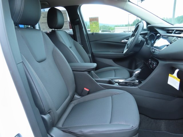 Vehicle image 34 of 39