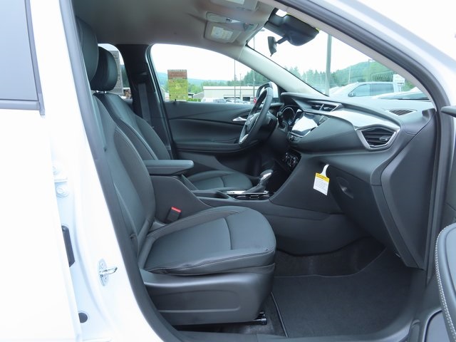 Vehicle image 33 of 39