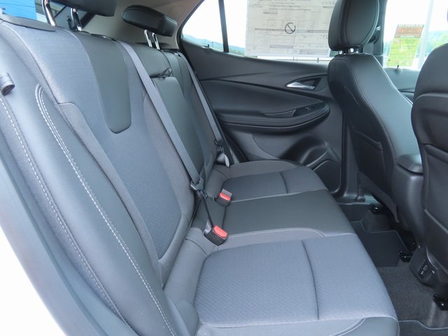 Vehicle image 32 of 39