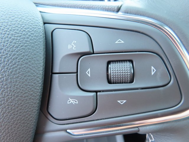 Vehicle image 16 of 39
