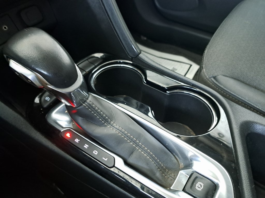 Vehicle image 17 of 29