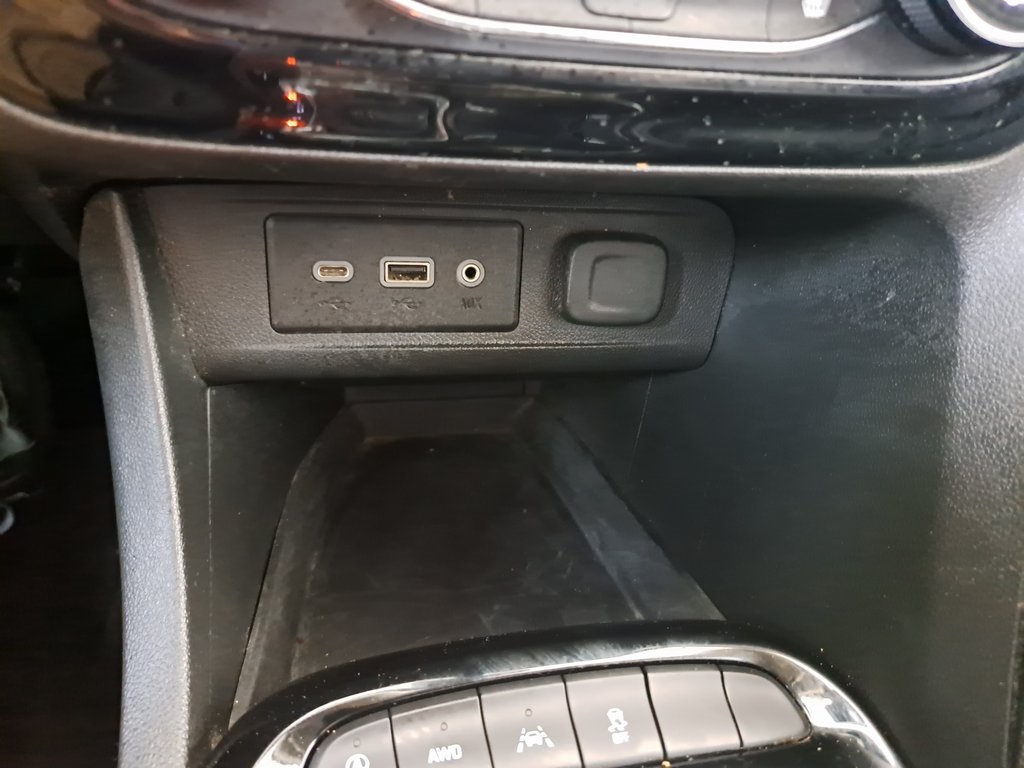 Vehicle image 15 of 29