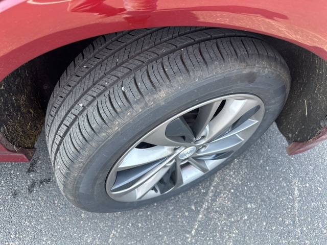 Vehicle image 9 of 38