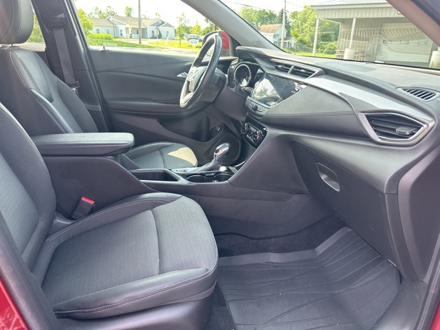 Vehicle image 24 of 38