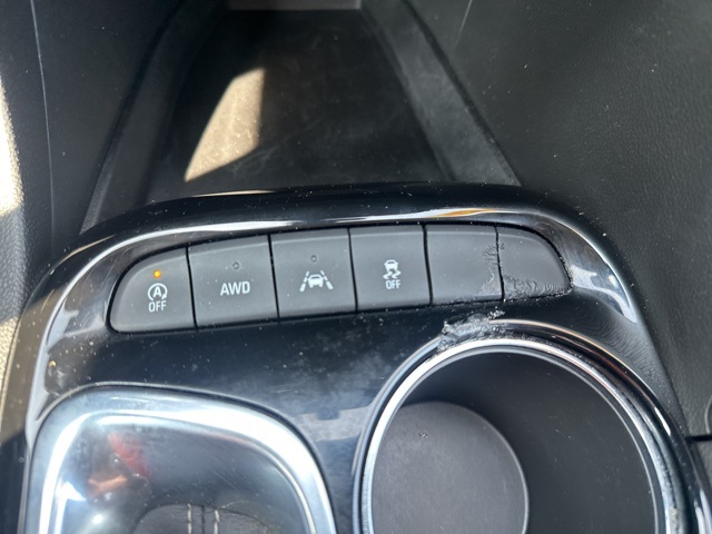 Vehicle image 20 of 38