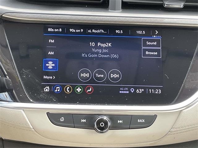Vehicle image 27 of 36