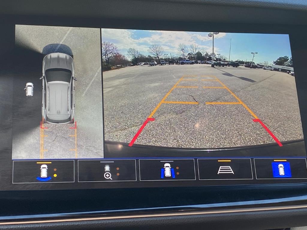 Vehicle image 20 of 28