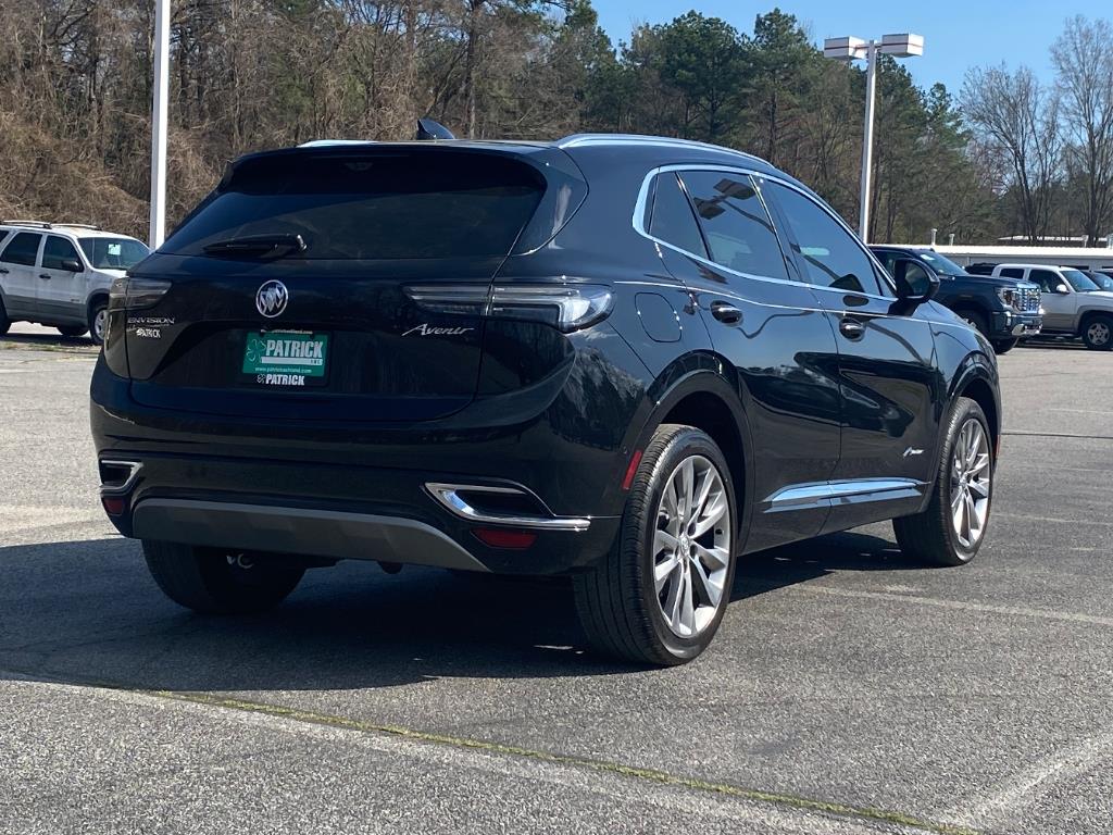 Vehicle image 4 of 28