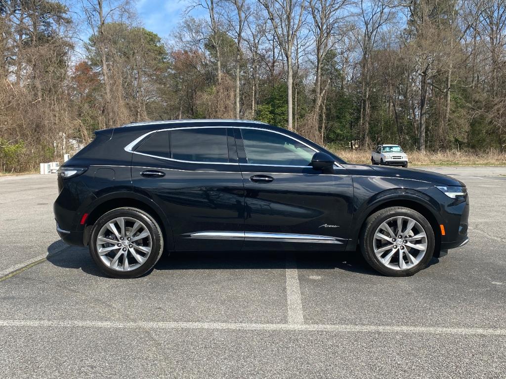 Vehicle image 3 of 28