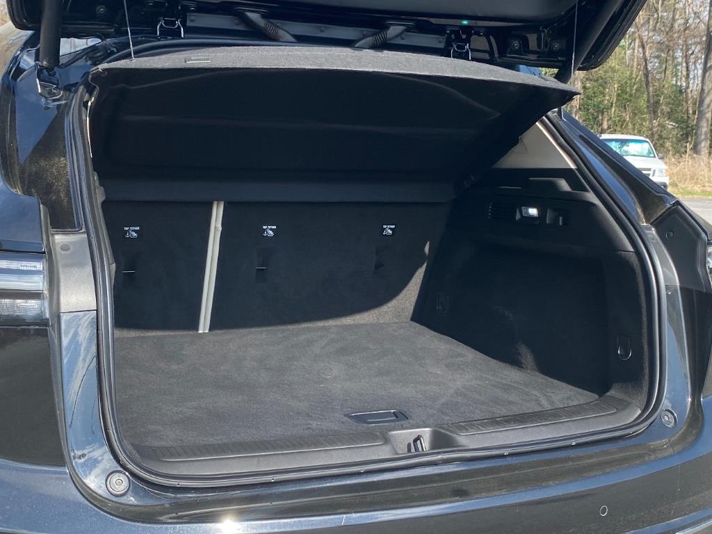 Vehicle image 28 of 28
