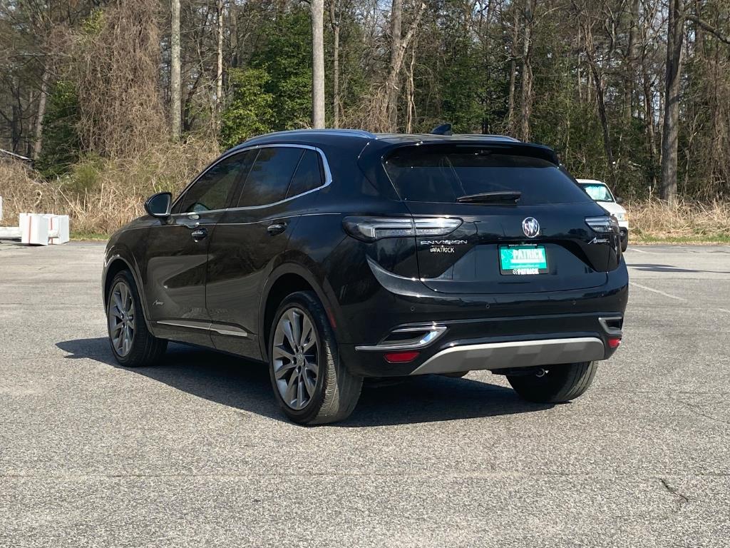 Vehicle image 5 of 28