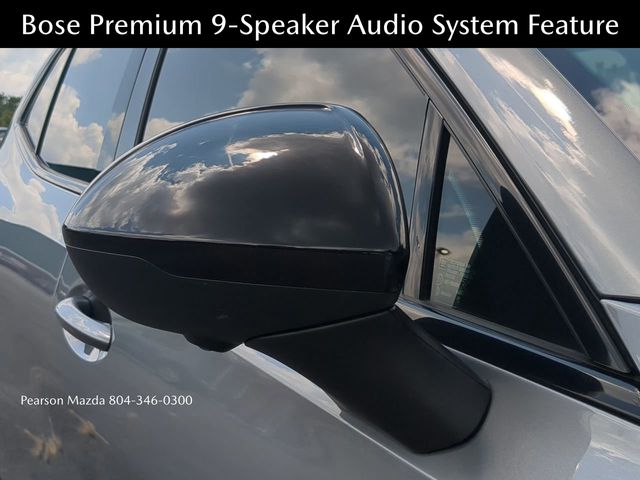 Vehicle image 23 of 29