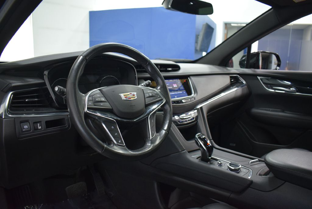 Vehicle image 8 of 36
