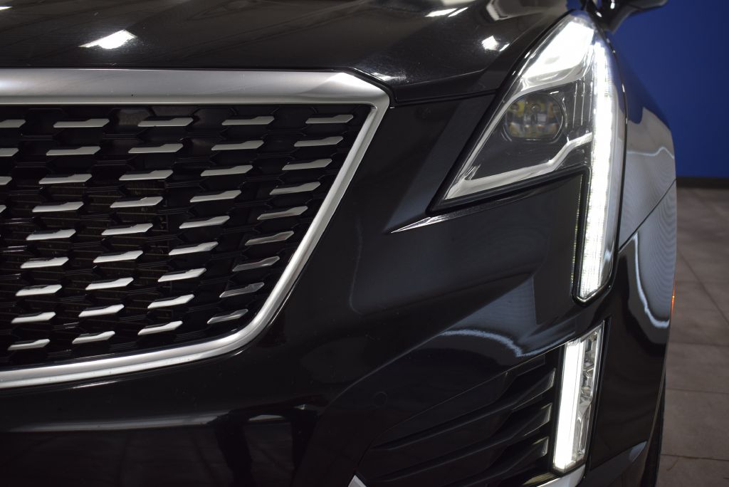 Vehicle image 32 of 36