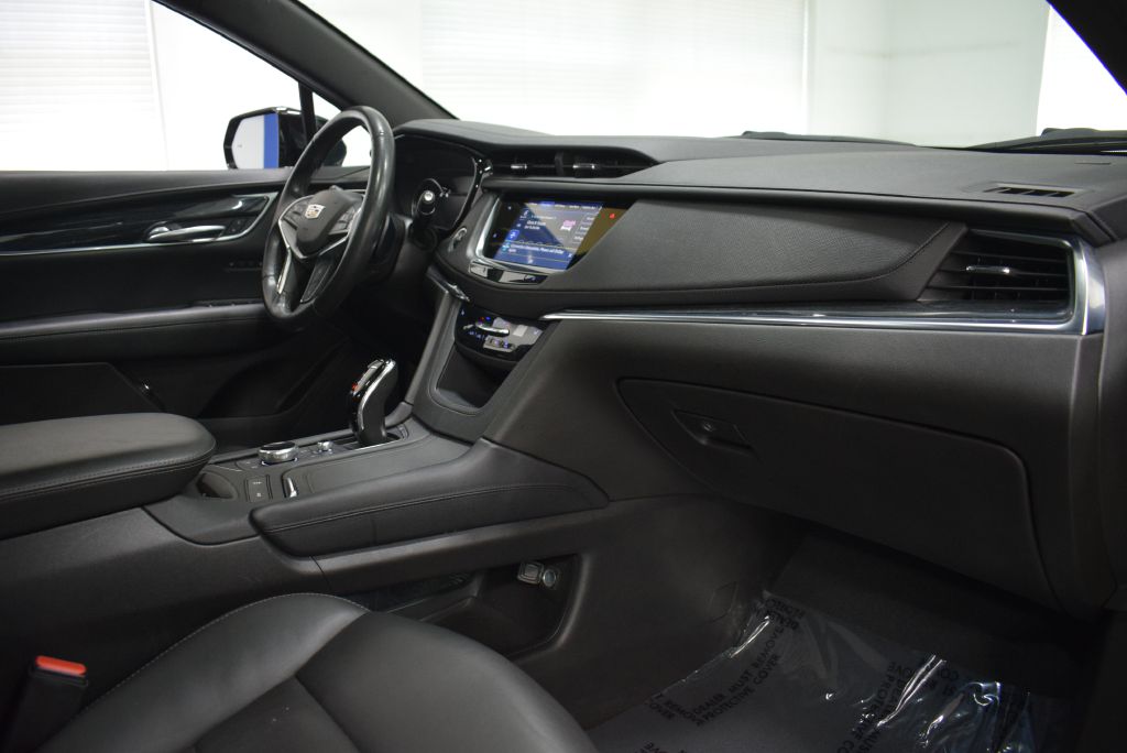 Vehicle image 20 of 36
