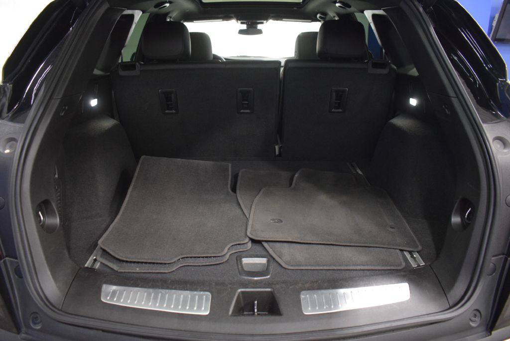 Vehicle image 14 of 36