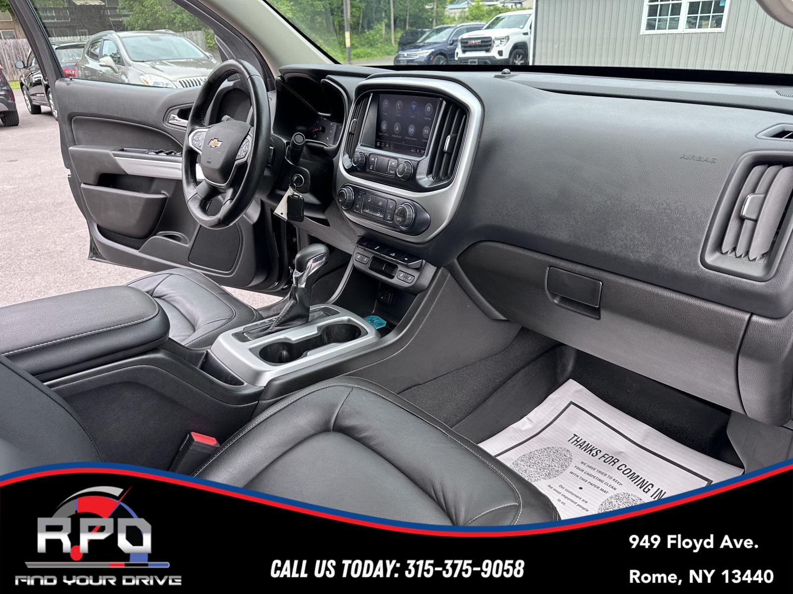 Vehicle image 23 of 40