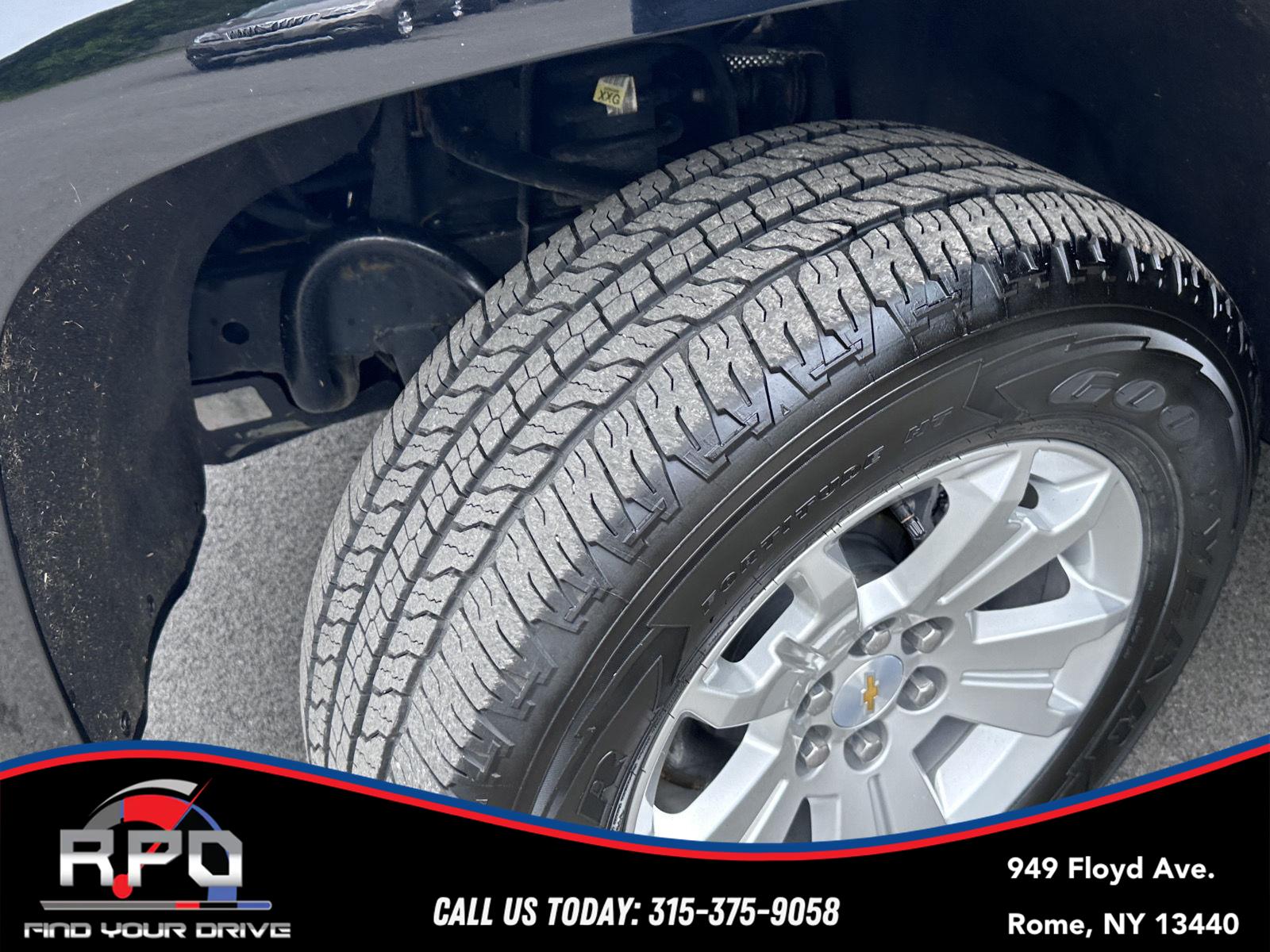 Vehicle image 11 of 40