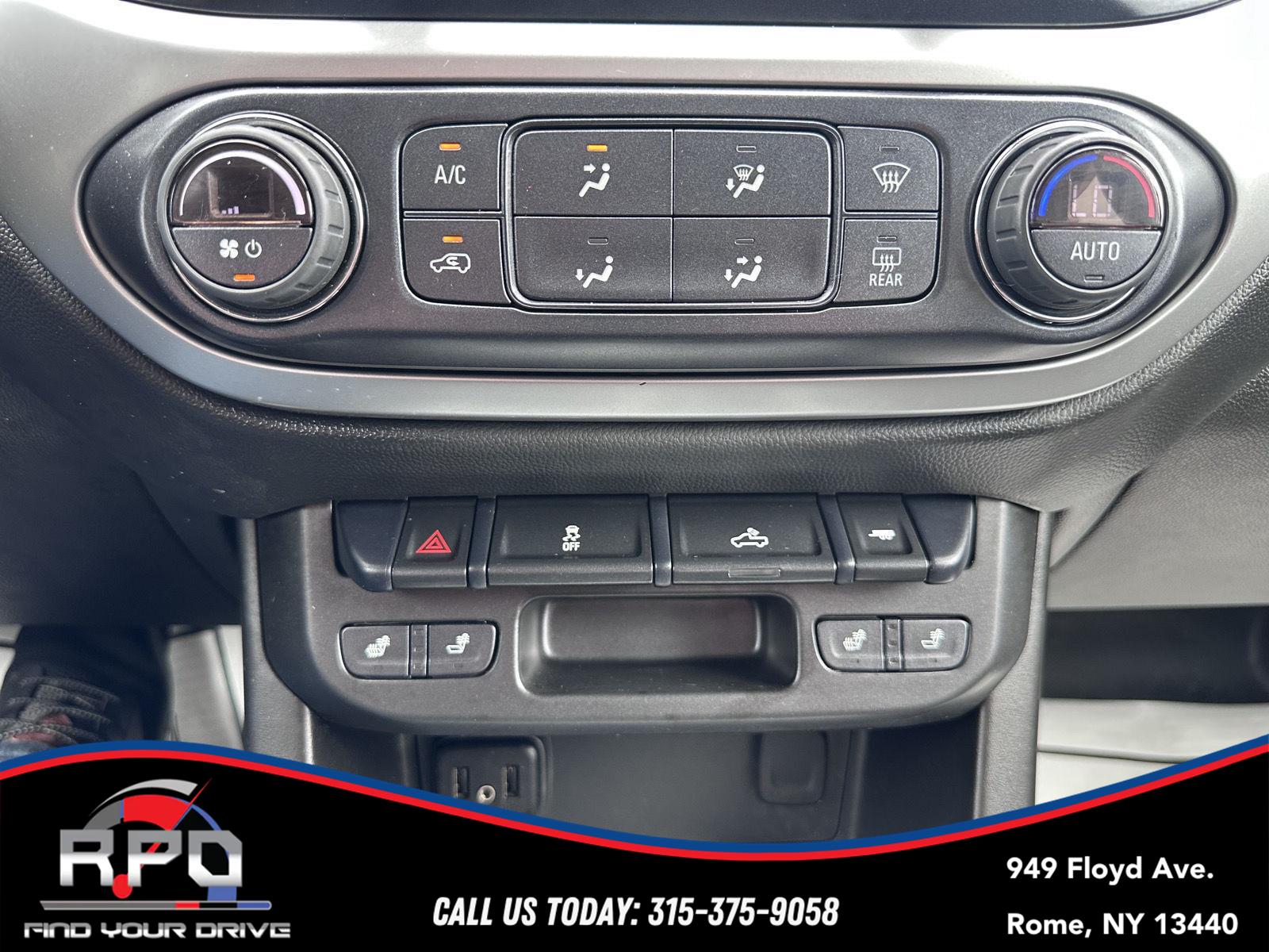 Vehicle image 14 of 40