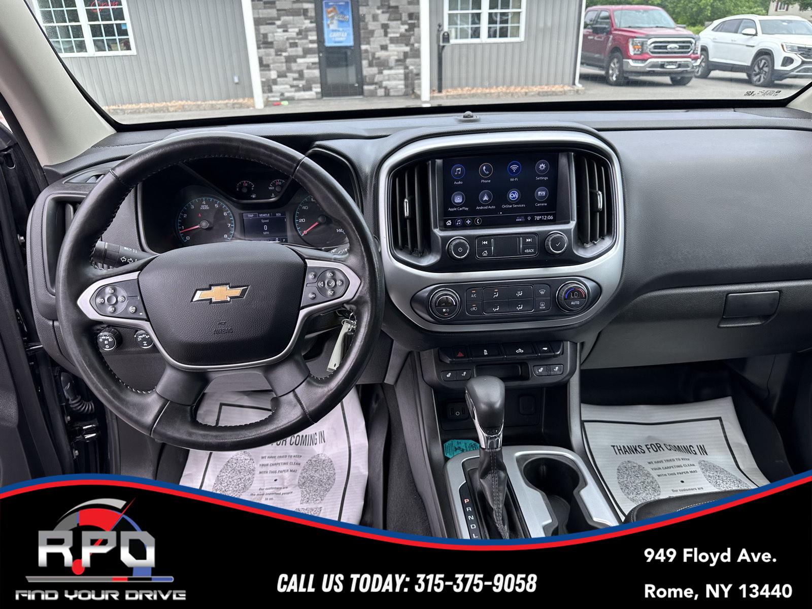 Vehicle image 25 of 40