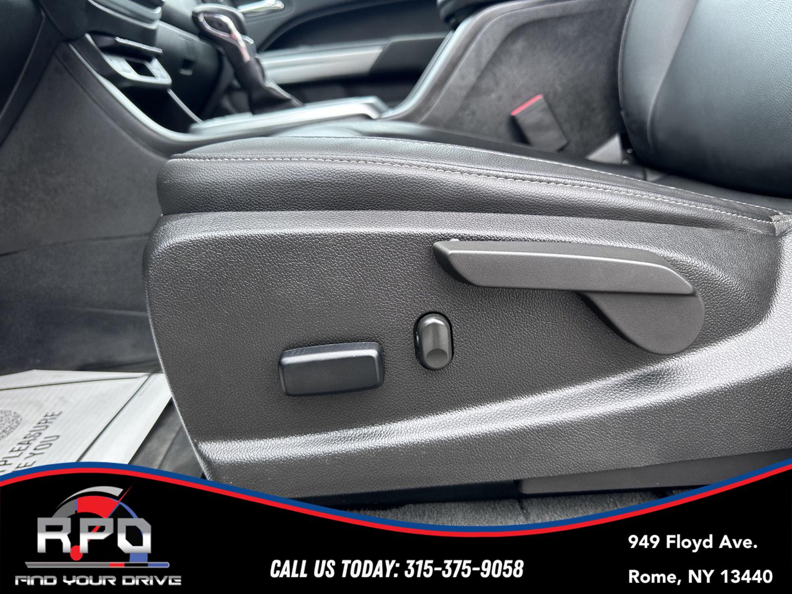 Vehicle image 15 of 40