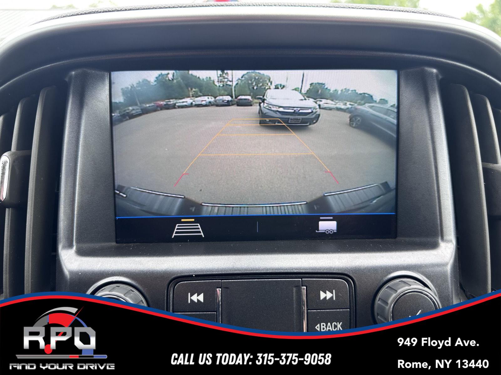 Vehicle image 13 of 40