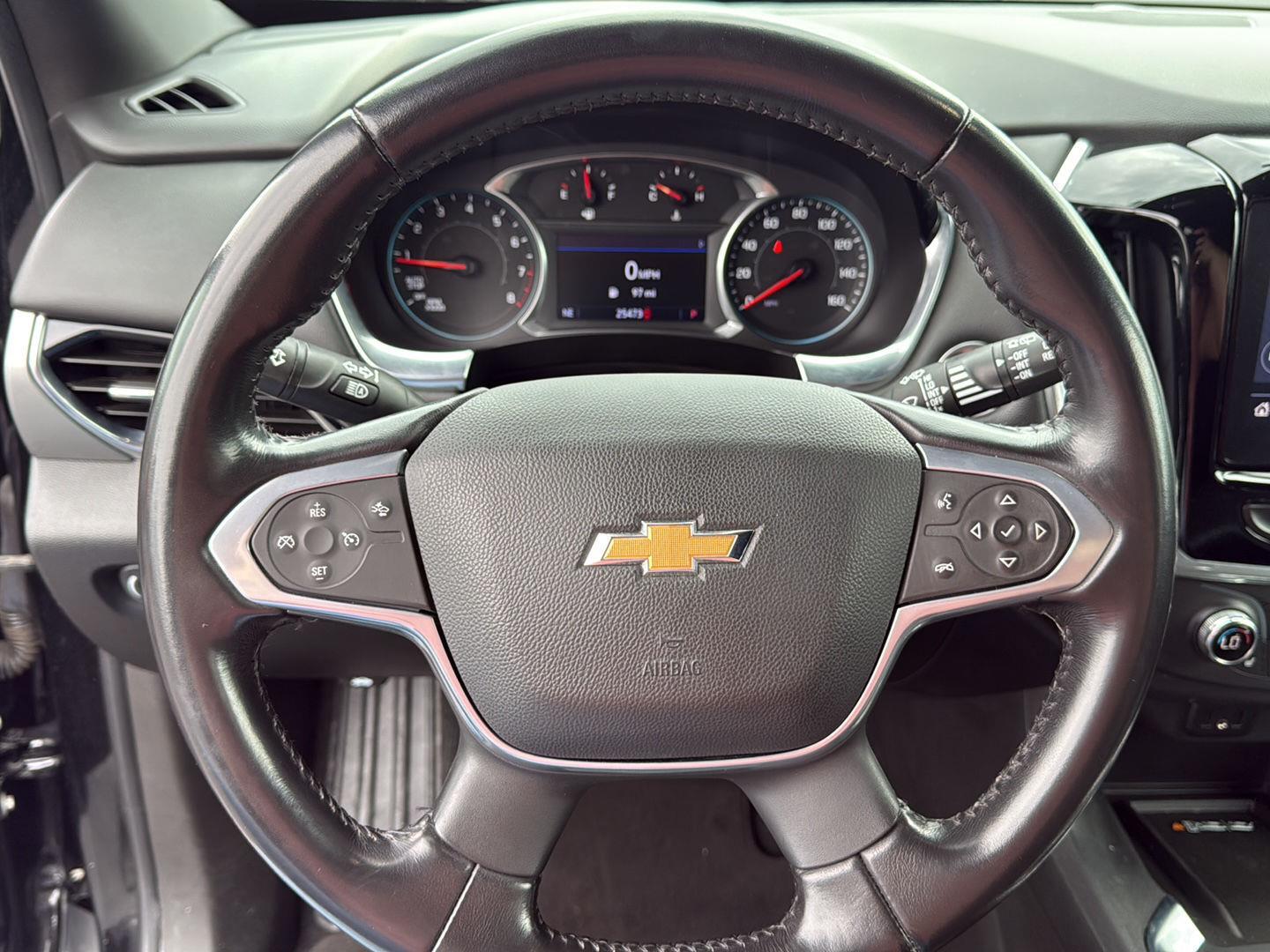 Vehicle image 18 of 23