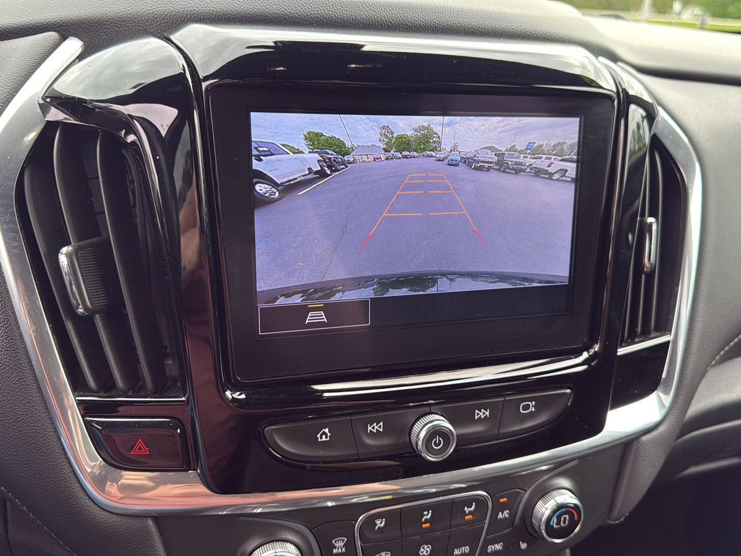 Vehicle image 10 of 23