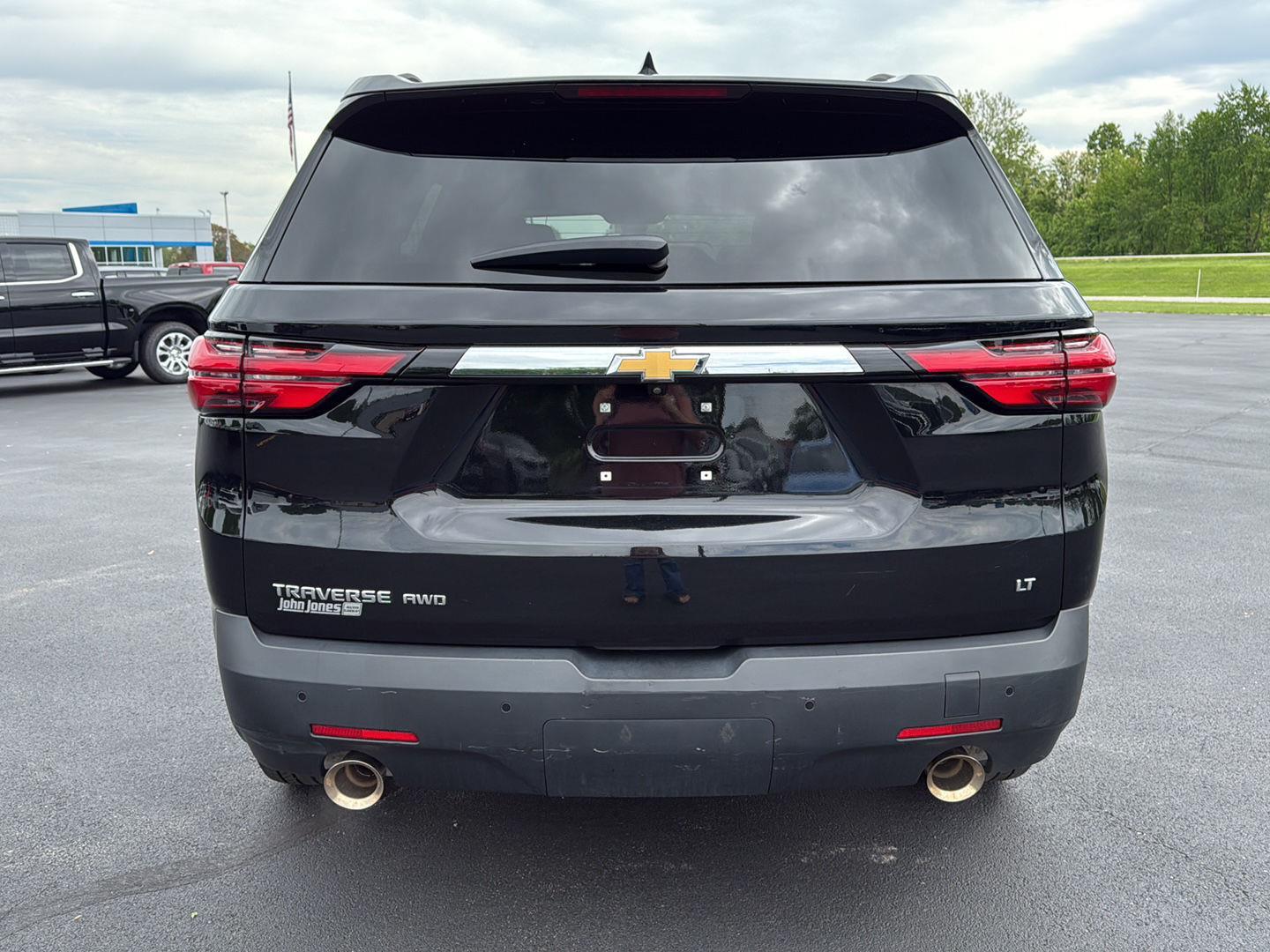 Vehicle image 5 of 23