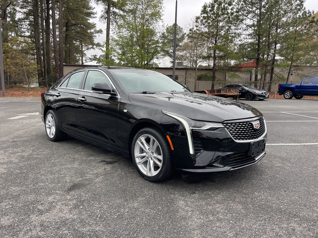 Vehicle image 4 of 23