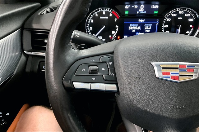 Vehicle image 19 of 38