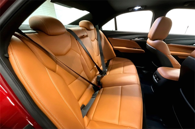 Vehicle image 10 of 38