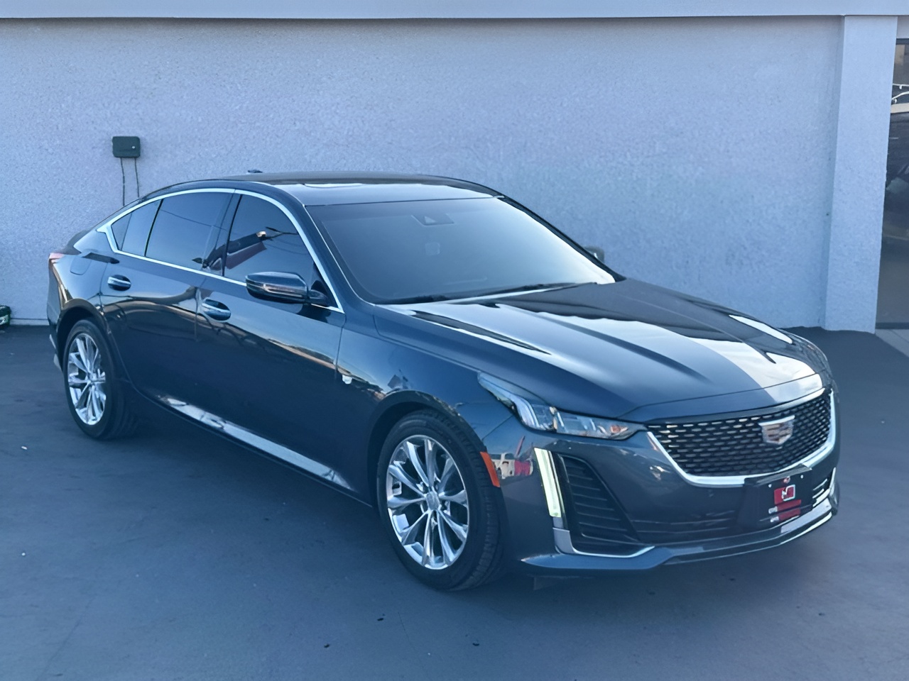 Vehicle image 47 of 52