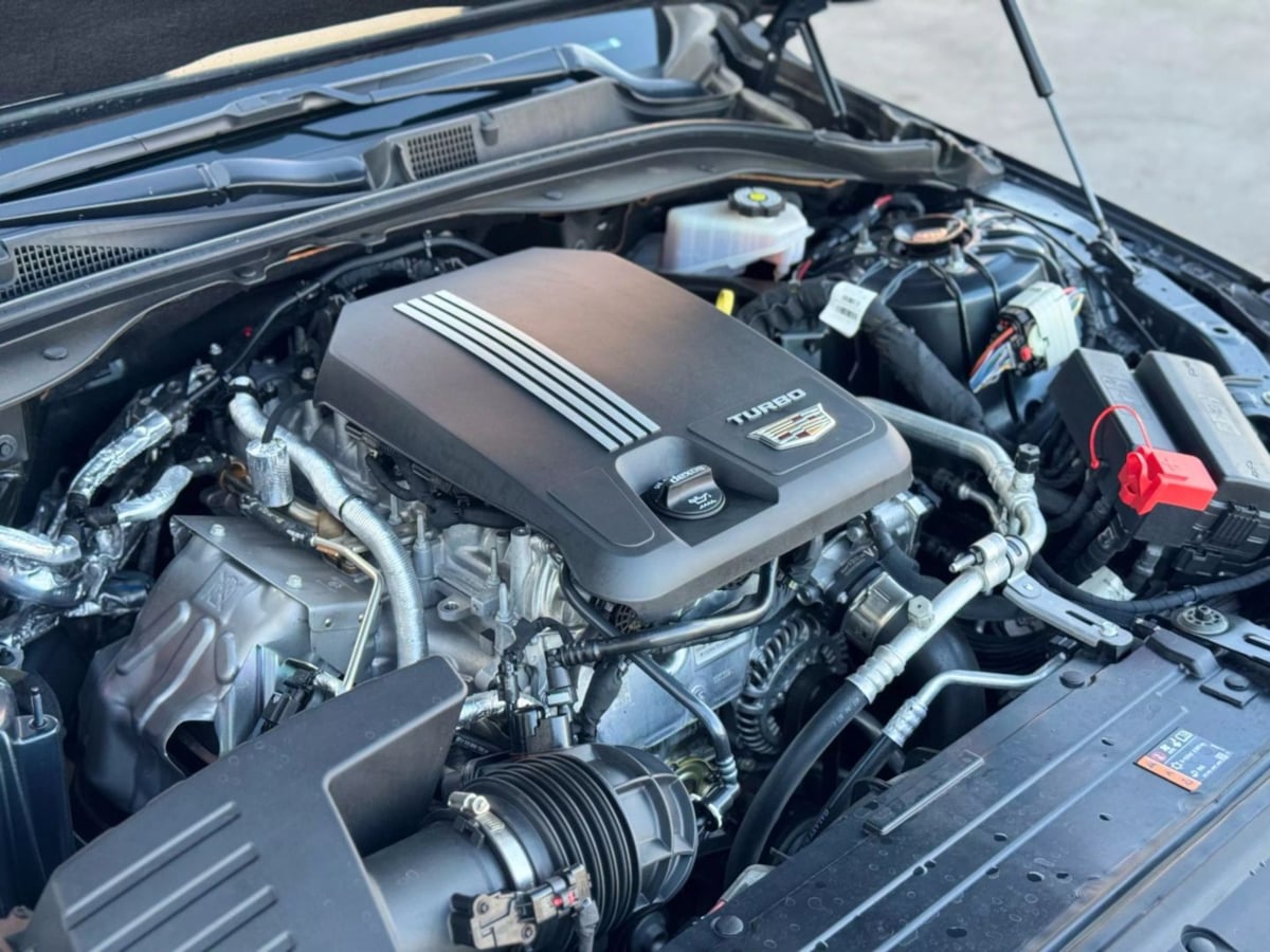 Vehicle image 39 of 52