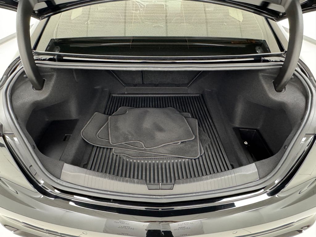 Vehicle image 14 of 41