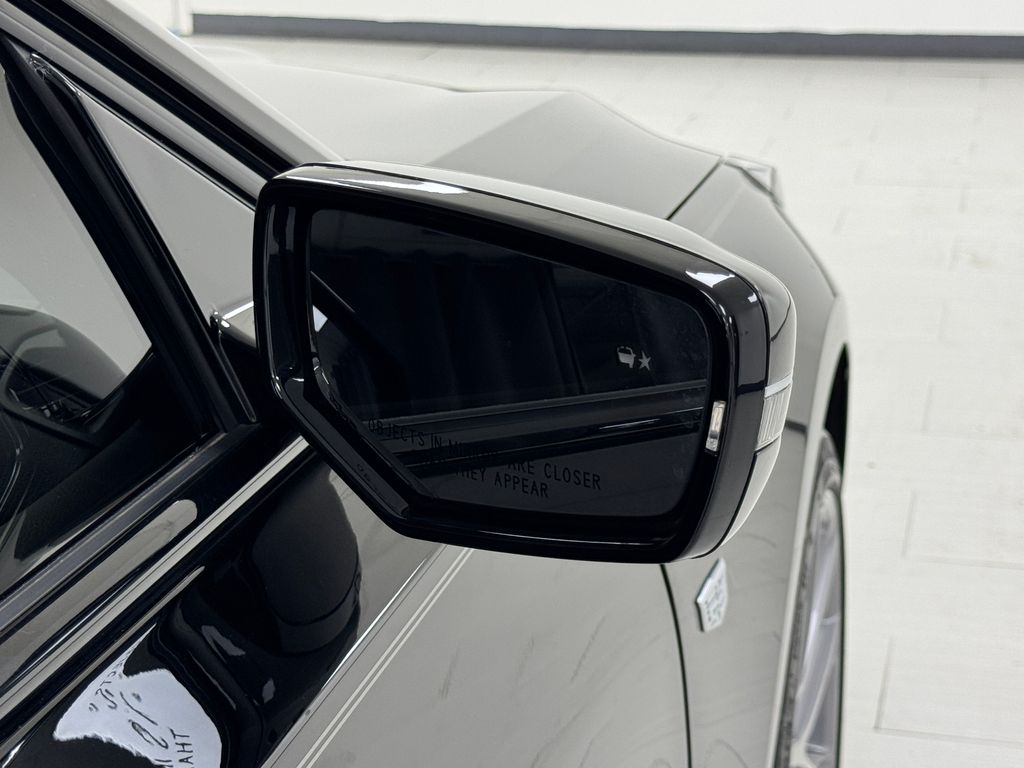 Vehicle image 36 of 41