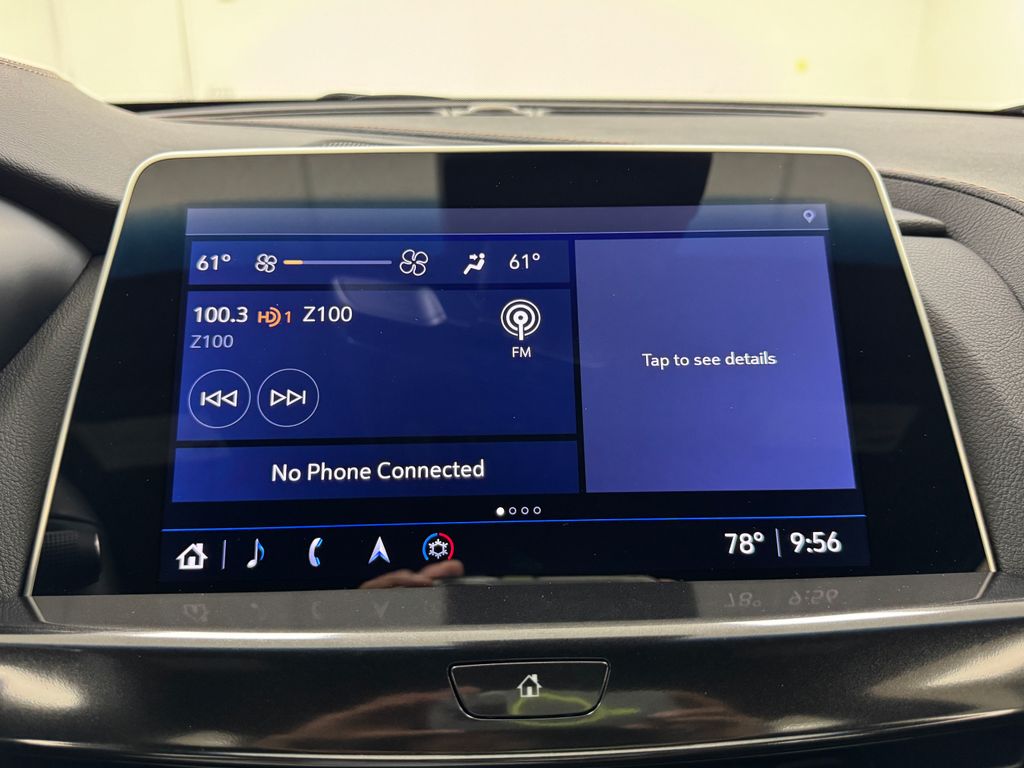 Vehicle image 20 of 41