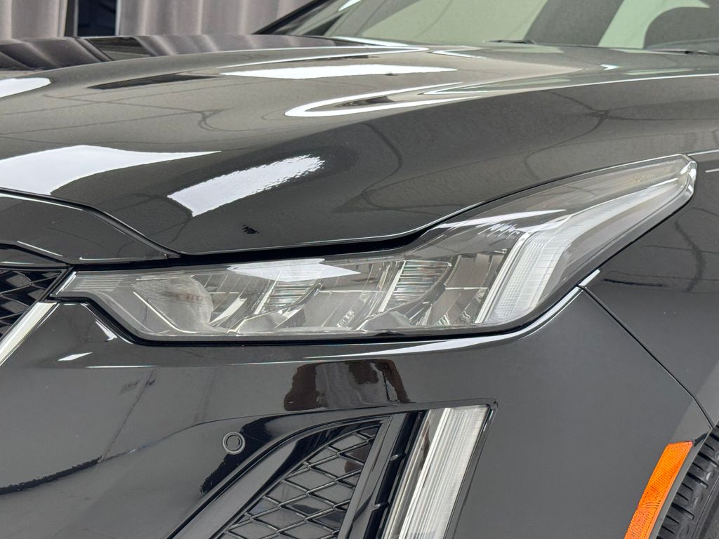 Vehicle image 29 of 41