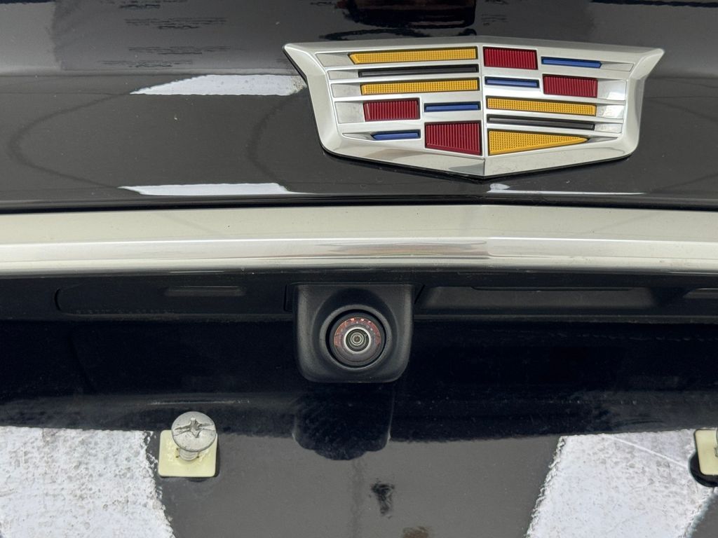 Vehicle image 34 of 41